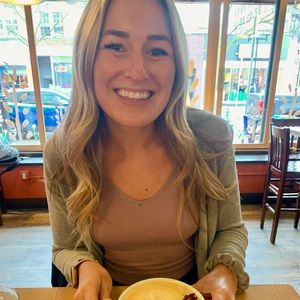 Meet your Posher, Jenna